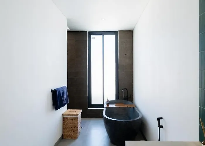 Chilla - New Modern Loft In Prime *