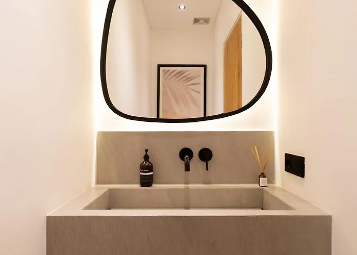 Chilla - New Modern Loft In Prime